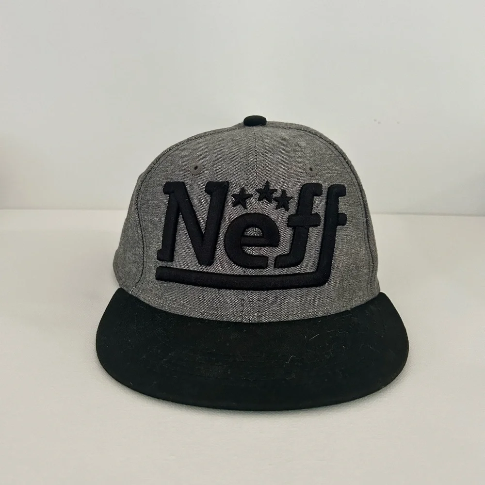 Neff Snapback Hat Mens Grey Black Embroidered Logo Flat Brim‎ Baseball Cap OSFM